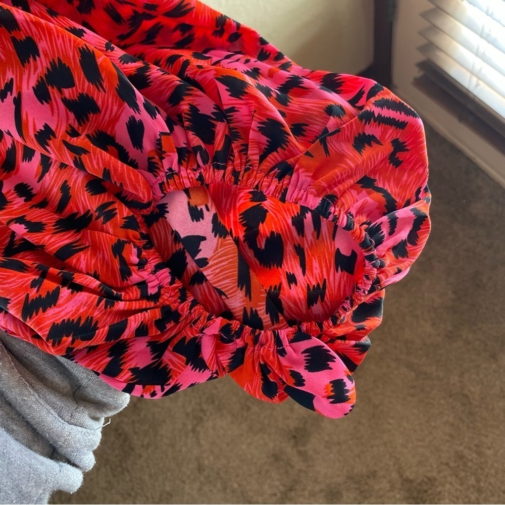 JODIFL Red Pink Leopard Print Long Sleeve Shift Dress - Picture 5 of 12